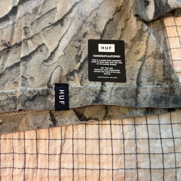 HUF Soho TT Marbel wash black camo Patterned Long Sleeve Men’s Tshirt small - Picture 6 of 10